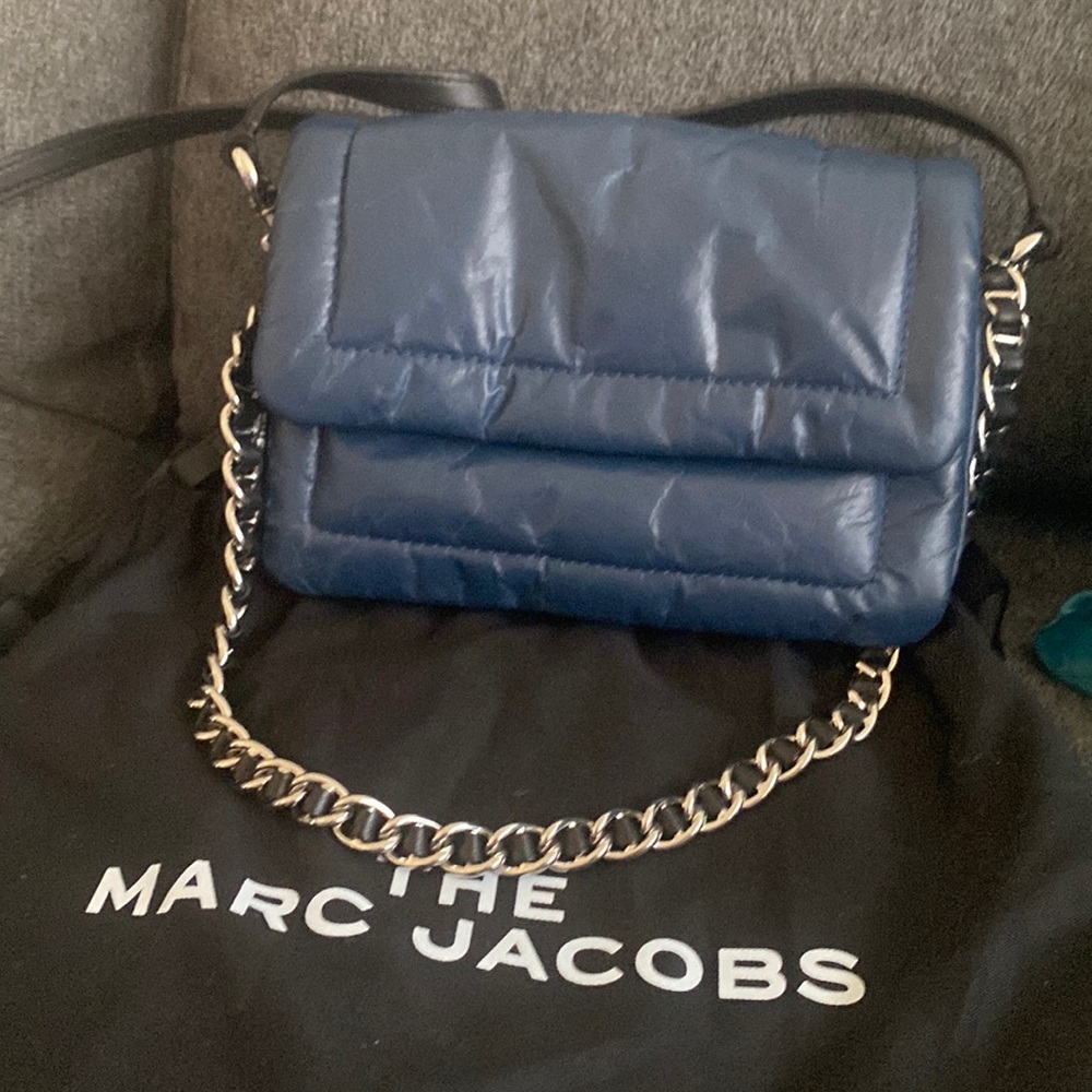 Blue Marc Jacob’s crossbody bag.